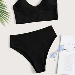 NWOT high waisted bikini bottom